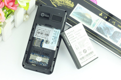 派對C555-A 2.4屏直板手機 功能全面，實用至上